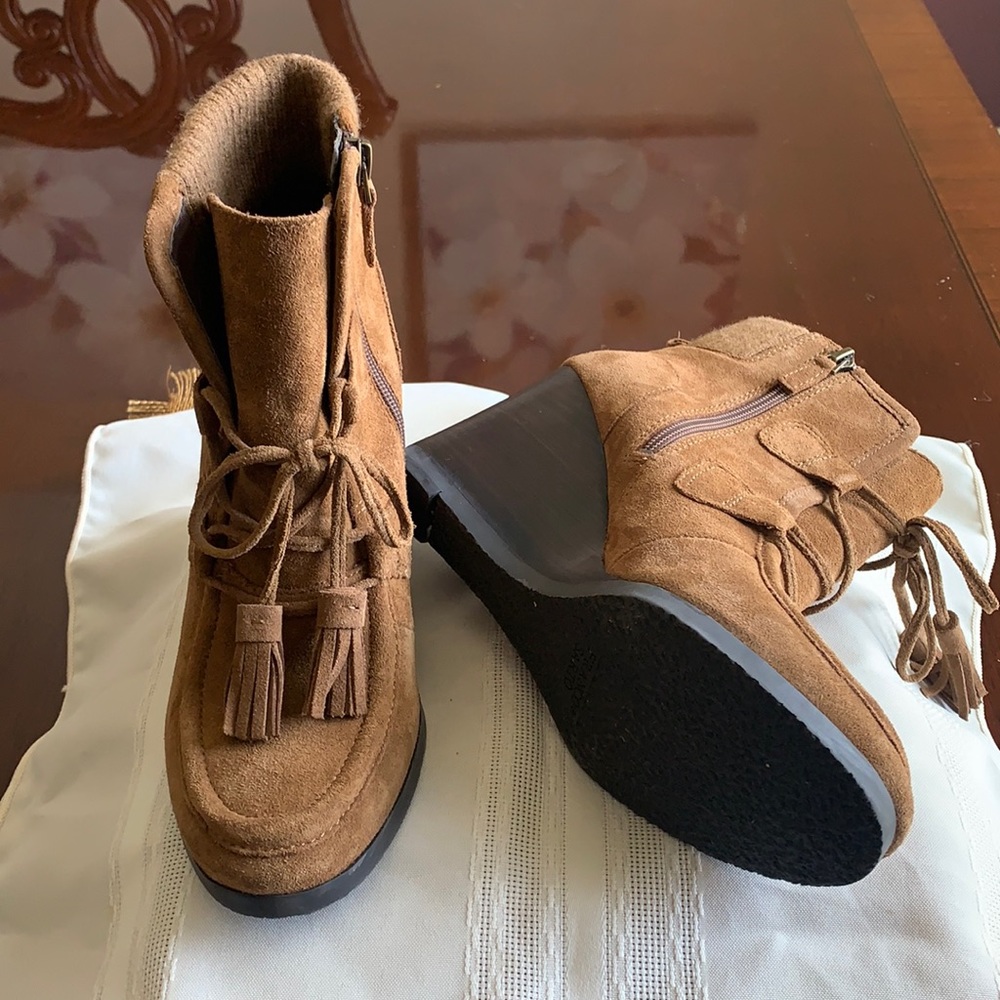 FRANCO SARTO SUEDE BOOTIES 🚨